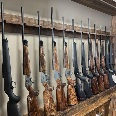 Nová zásielka od Blaser je u nás. Naskladnili sme pre vás opäť obľúbené kúsky 🤩 Príďte sa na ne pozrieť ešte dnes do pr...