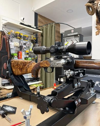 Hovoria, že šťastie si za peniaze nekúpiš.. my v ELITE HUNTING si to ale nemyslíme 😉 . . Táto kráska môže byť tvoja ešt...