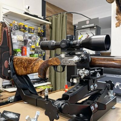 Hovoria, že šťastie si za peniaze nekúpiš.. my v ELITE HUNTING si to ale nemyslíme 😉 . . Táto kráska môže byť tvoja ešt...